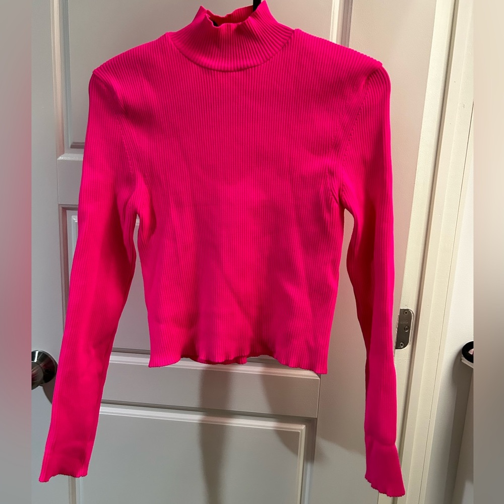 Women’s Zara long sleeve flashy hot pink low turtle neck top small